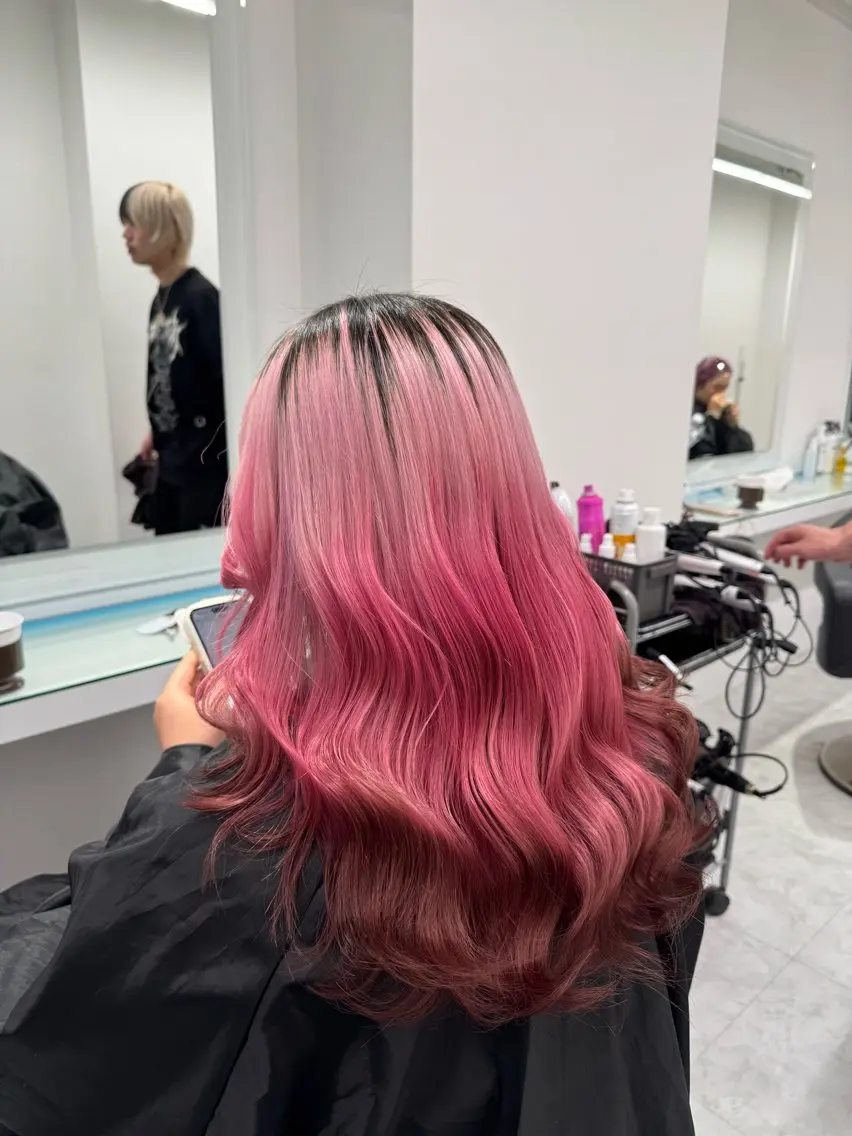 ロング カラー ヘアアレンジ ヘアカラー トリートメント ヘッドスパ ヘアセット ウルフカット×ハイ トーン職人🤍ゆうひのヘアスタイル