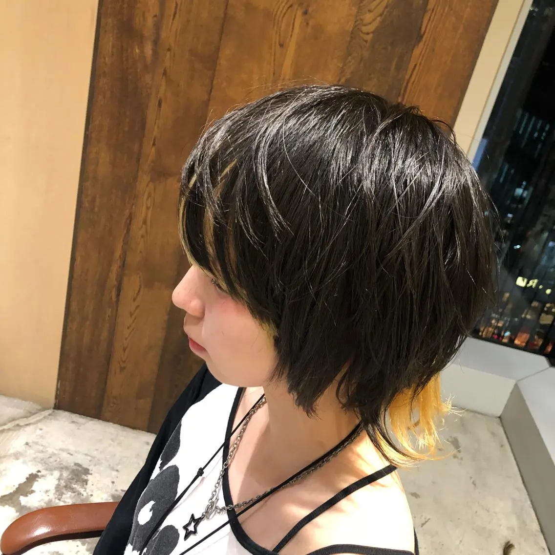ショート ウルフカット 顔まわりの神様✨ 透明感カラー藤嶋秀幸のヘアスタイル