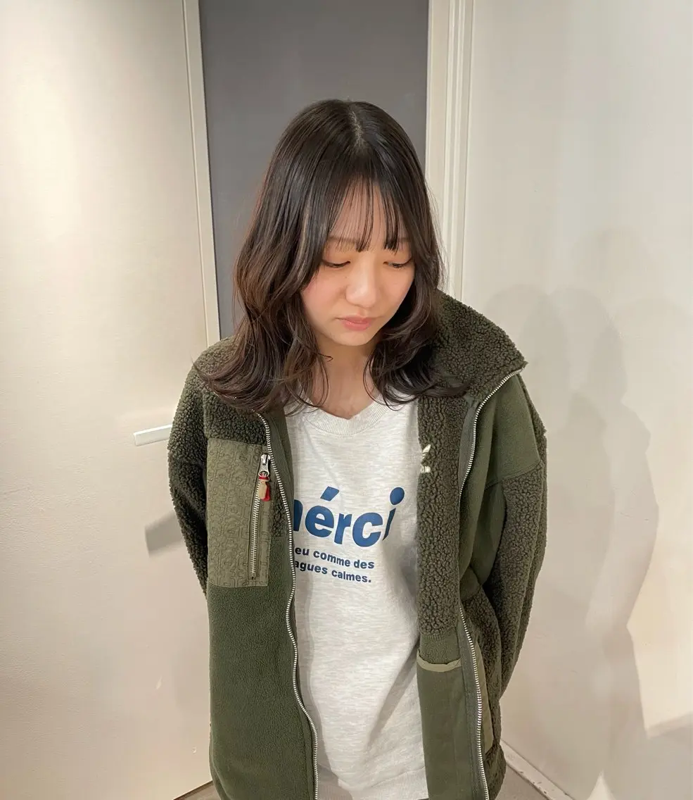 ミディアム カラー ミディアムレイヤー レイヤーカット 縮毛矯正/艶髪/透明 感カラー/NENEのヘアスタイル