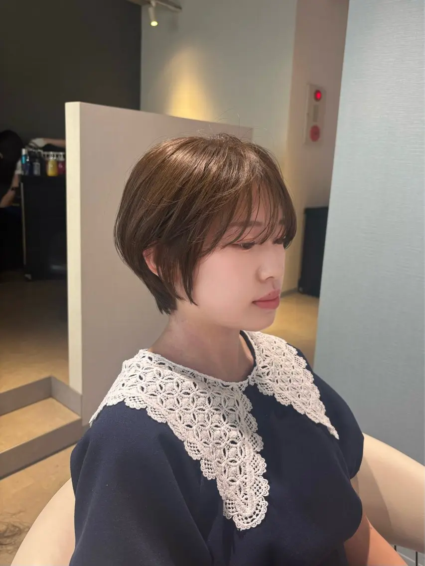 ショート カラー ベージュカラー オリーブベージュ くびれヘア 顔周りカット ショートヘア カット ヘアカラー 🌸SAORI ショート/カラー🌸のヘアスタイル