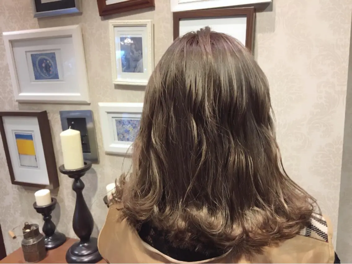 ミディアム カラー パーマ ヘアアレンジ ハイトーンカラー ピンクカラー トリートメント 【mokuオーナー】 ちはるのヘアスタイル