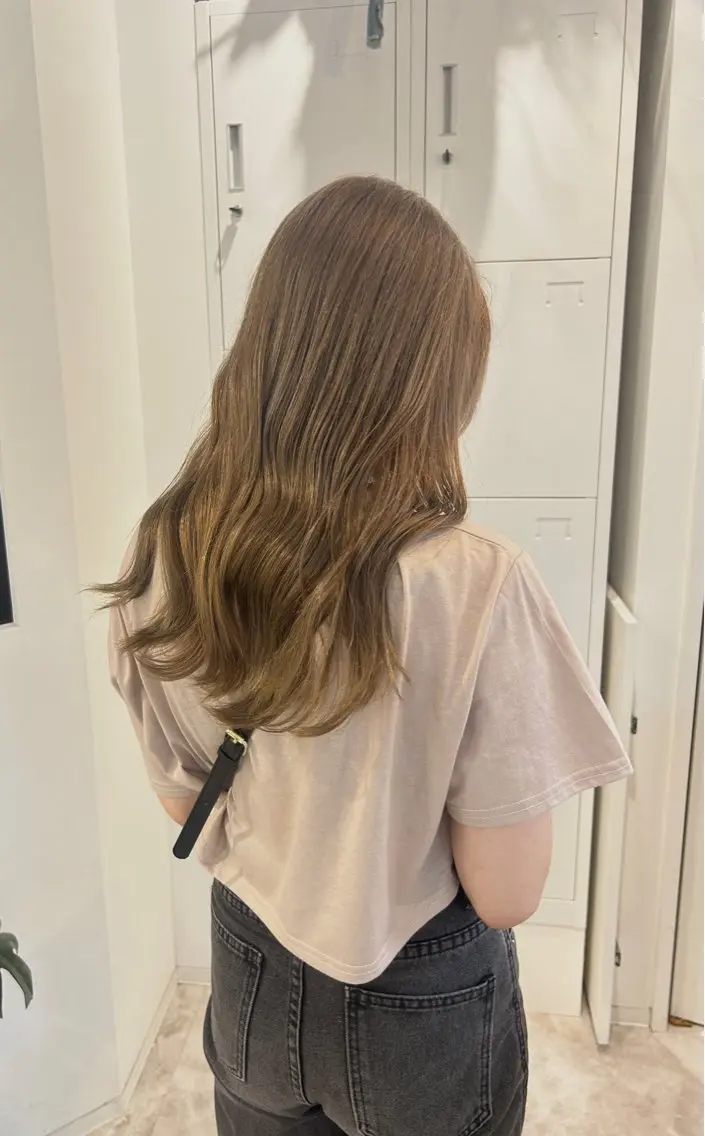 カラー 河野いずみ レイヤー/ボブ 🤍のヘアスタイル