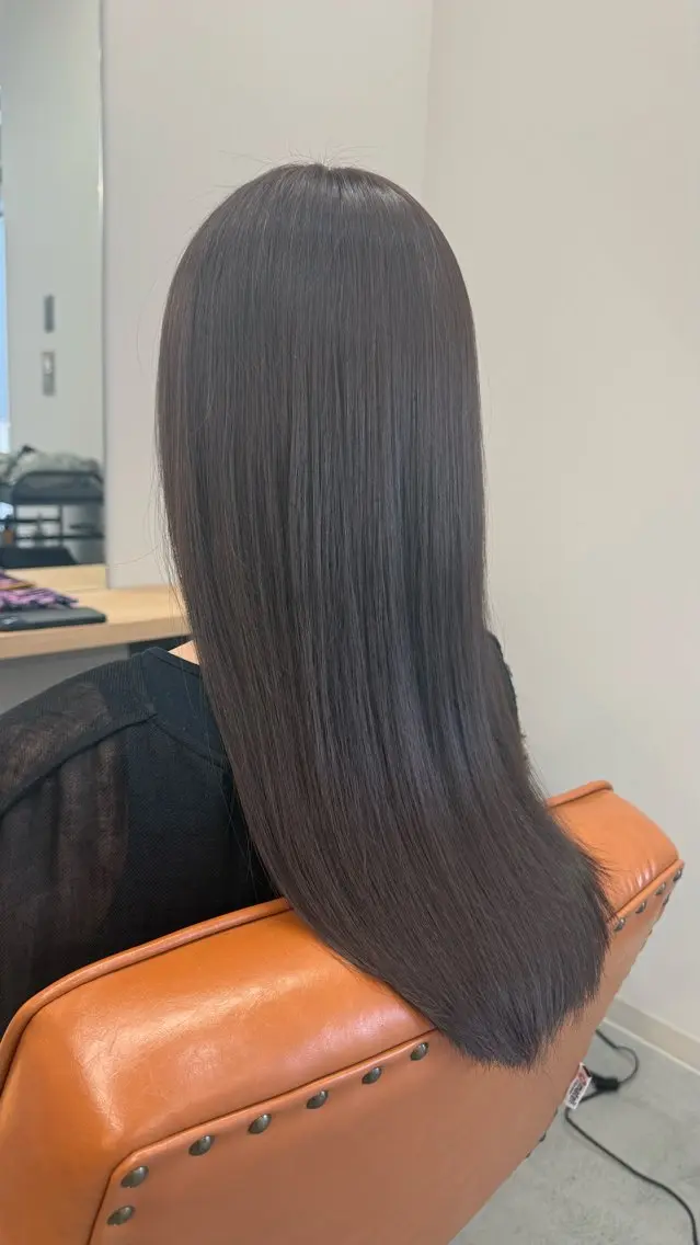 ロング カラー 奥尾 安奈のヘアスタイル