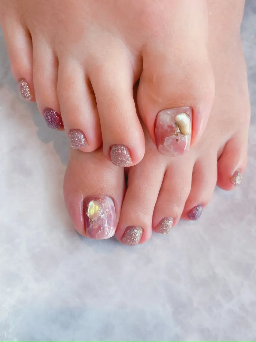 ネイル アートネイル フラッシュネイル フットネイル キラキラネイル プライベートサロン Nails uiのネイルデザイン