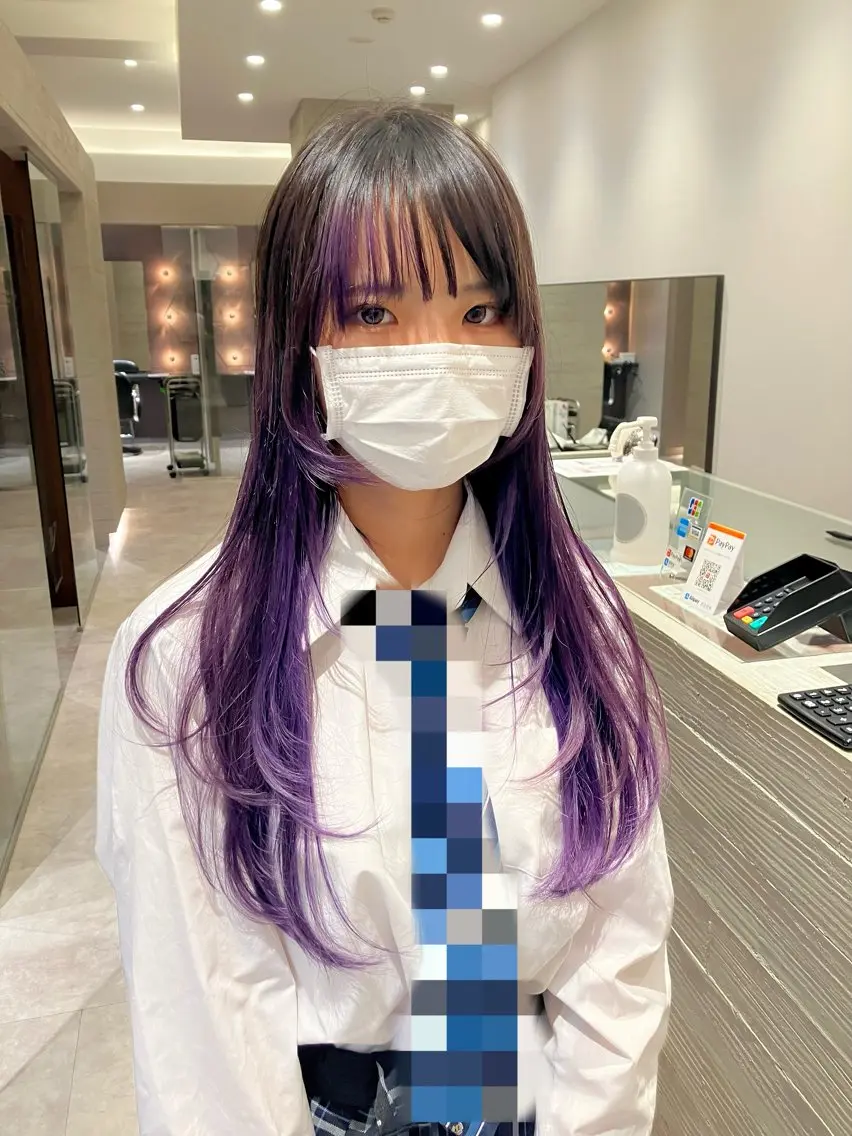 ロング カラー ブリーチ 顔まわりレイヤー 顔周りカット レイヤーカット サキ🤍ハイトーン 🪩レイヤーカットのヘアスタイル