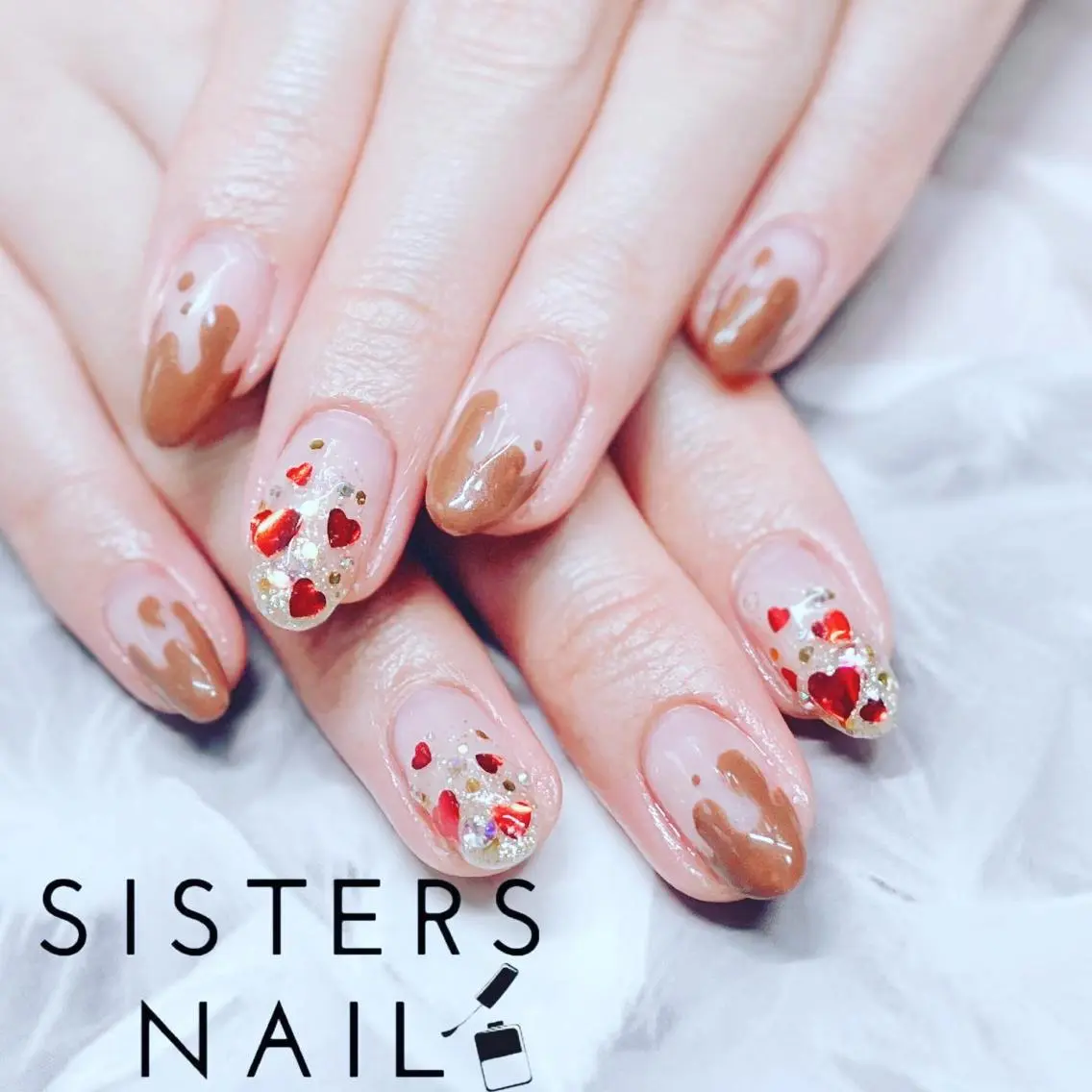 ネイル アートネイル フレンチネイル グラデーション ハート キラキラネイル sisters nail.fのネイルデザイン