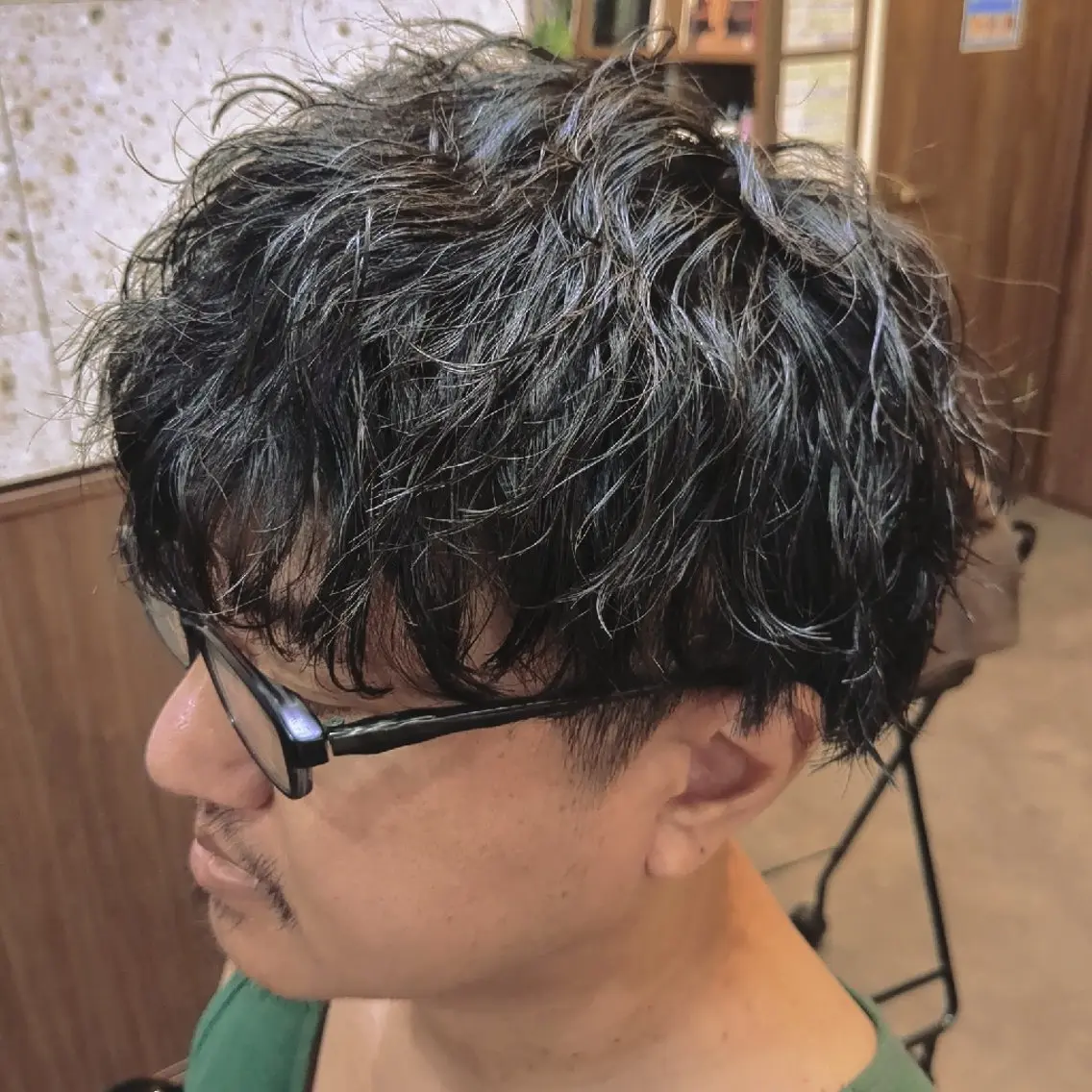 ショート メンズ メンズパーマ 岡野 善也のヘアスタイル