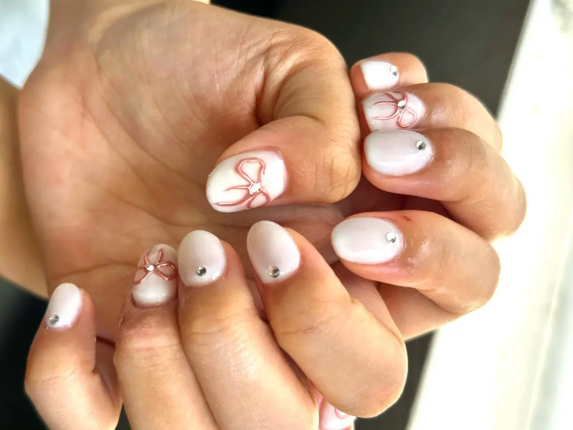ネイル ハンドネイル ハンドケア 🍑 momo_nailのネイルデザイン