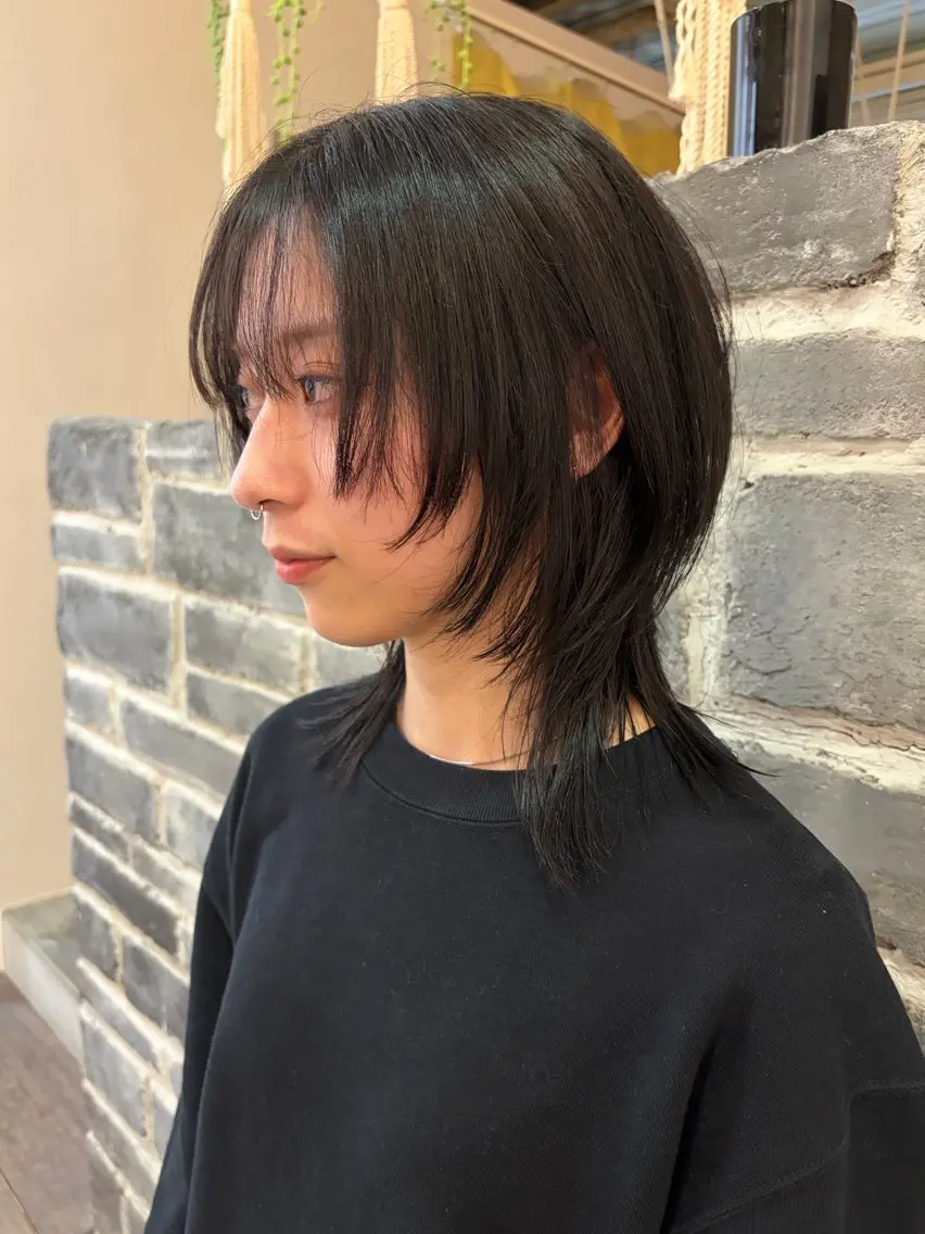 ミディアム レイヤーカット ウルフカット ウルフレイヤー カット カットモデル募集 西川二葉のヘアスタイル