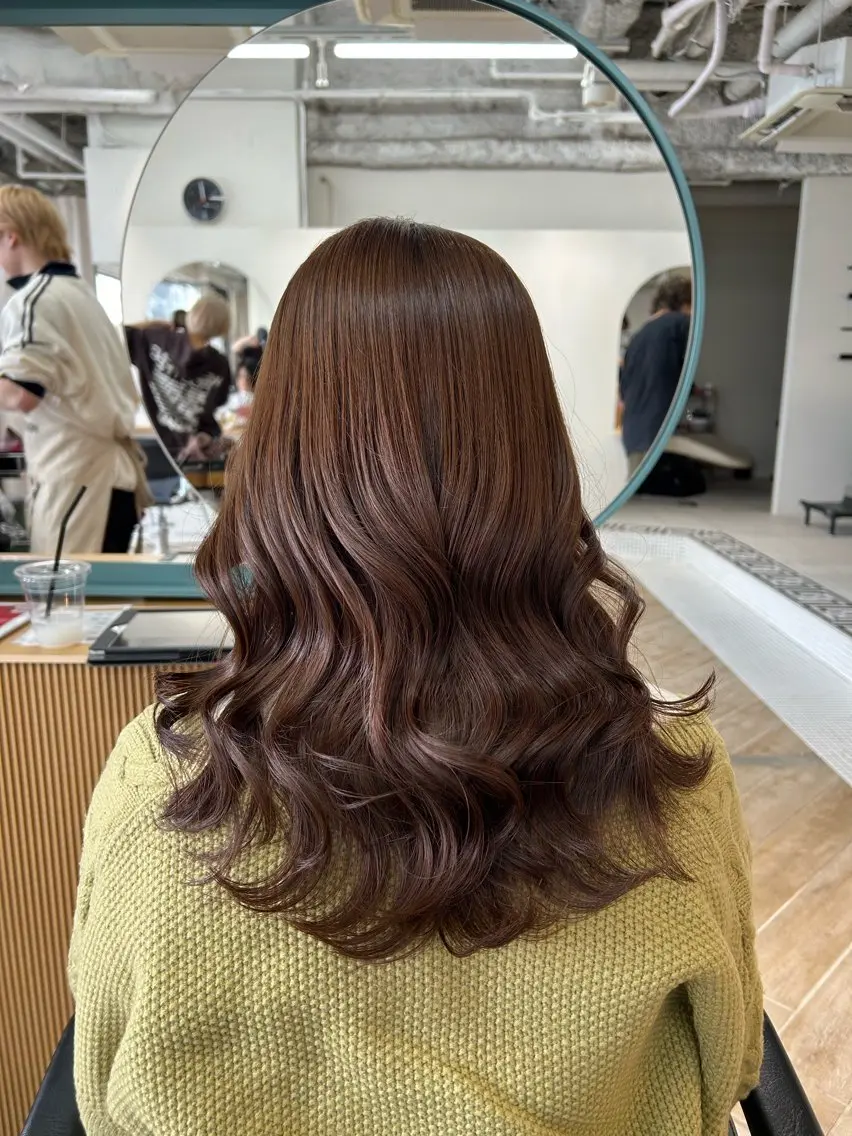 ミディアム カット ヘアカラー トリートメント 新潟/万代/レイヤー 韓国風/明間未来のヘアスタイル