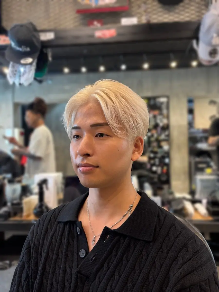 ショート カラー メンズ メンズブリーチ ブリーチ ブロンド 透明感カラー ホワイトブロンド カット ヘアカラー 💈 FUZUKI💈のヘアスタイル