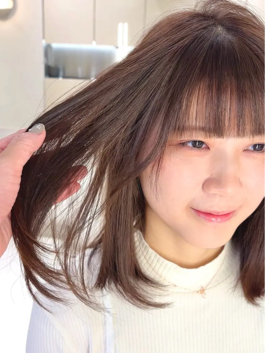 ミディアム カット ヘアカラー 前髪・顔周りカット☆ あらいみゆのヘアスタイル