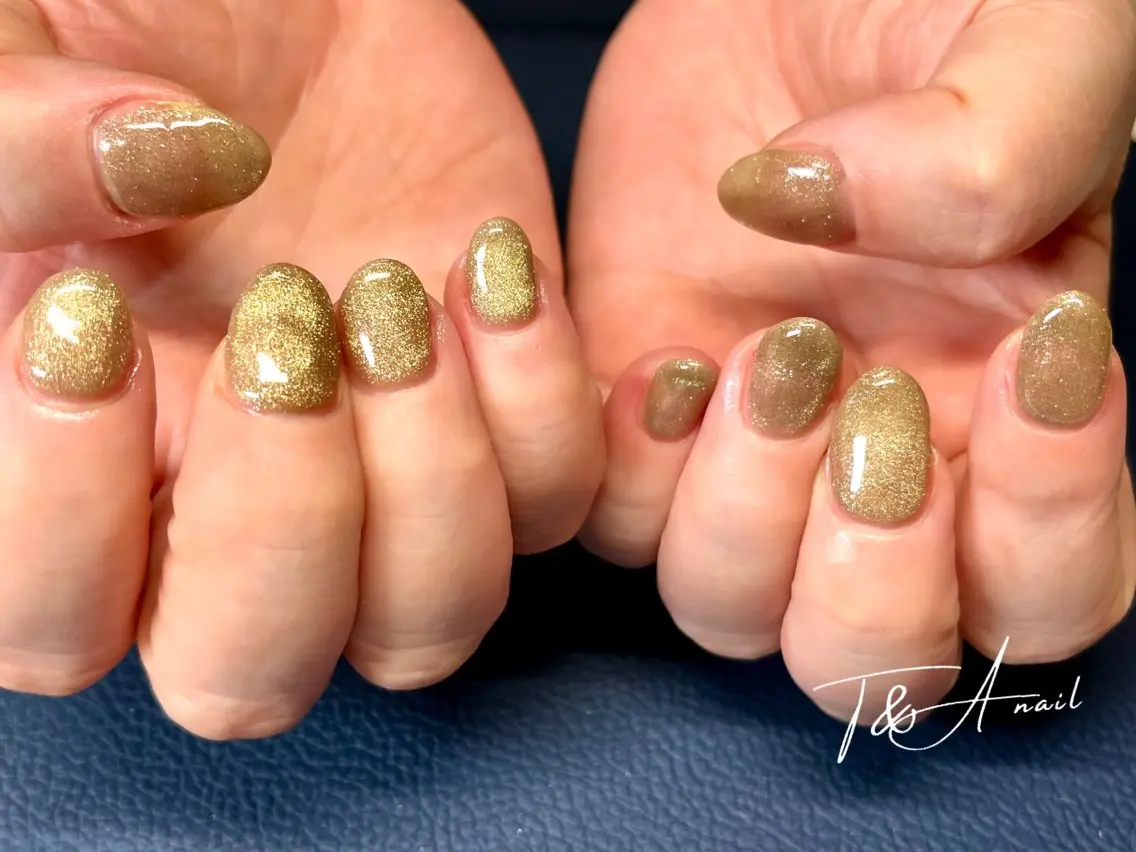 ネイル 長さ出し ジェルネイル ゴールド マグネットネイル スカルプネイル T&A nailのネイルデザイン