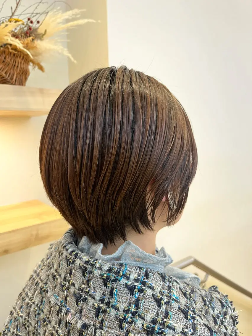 ショート ショートヘア コテ巻き風パーマ🫧 麻尋のヘアスタイル