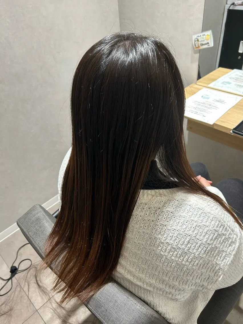ロング カット 縮毛矯正 VIE.ORNER 土気🍀小岩井樹のヘアスタイル