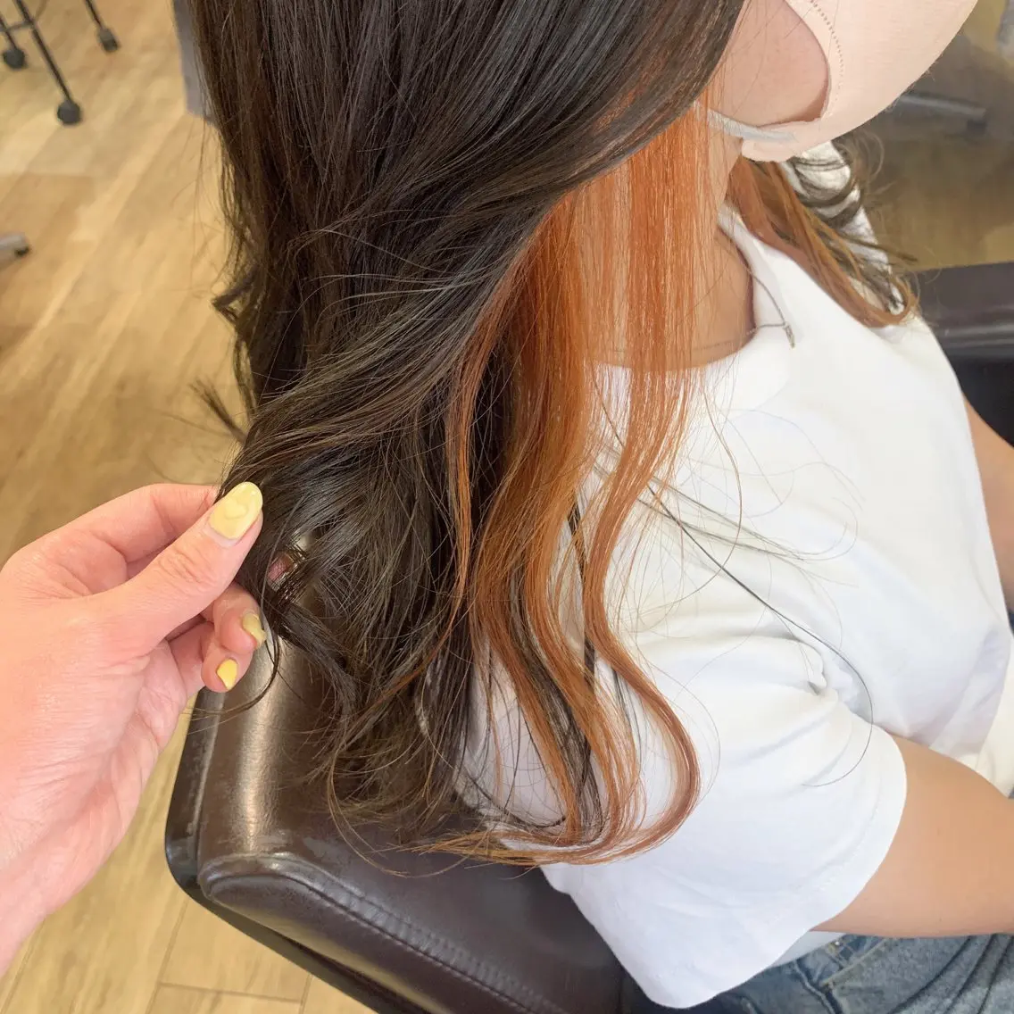 セミロング カラー オレンジ カット ヘアカラー regalo Acari🍎のヘアスタイル