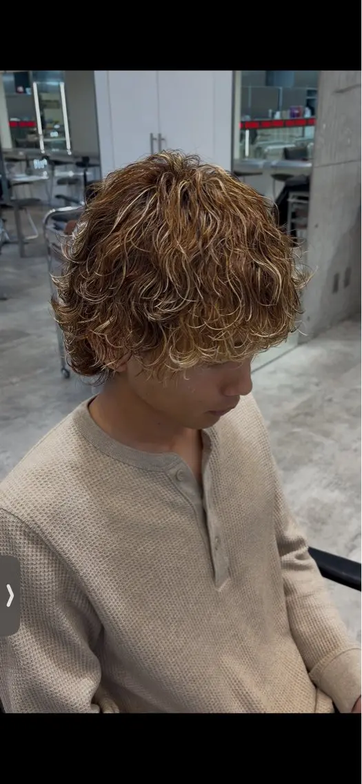 カラー パーマ メンズ カット ヘアカラー パーマ fifth park 六反穂 龍介のヘアスタイル