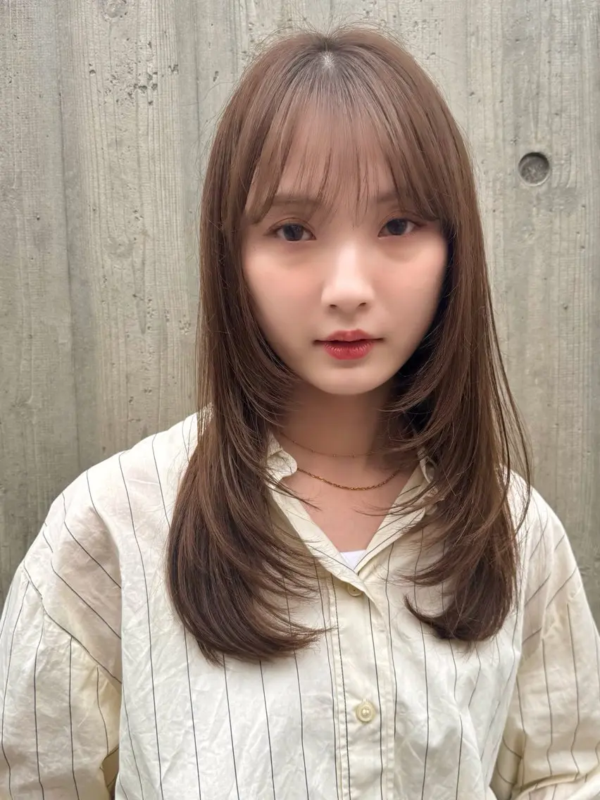 ロング カラー ロングレイヤー ブリーチ ダブルカラー ハイライトカラー 韓国風カラー カット ヘアカラー トリートメント ヘッドスパ ✨艶髪✨透明感✨ 山内大樹のヘアスタイル