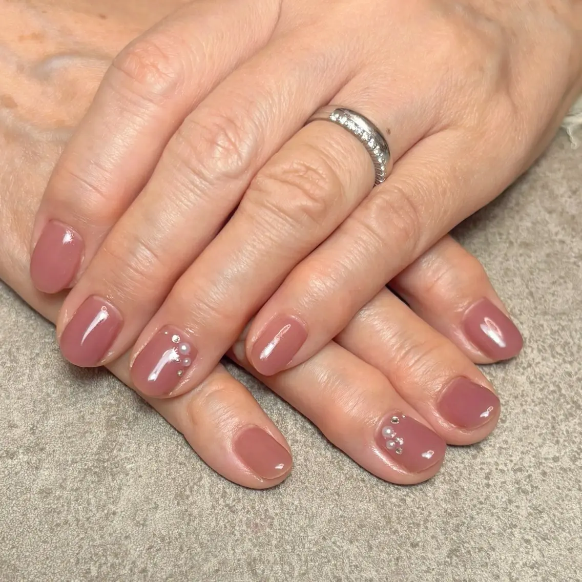 ネイル ハンドネイル nailroom DIASOMNIAのネイルデザイン