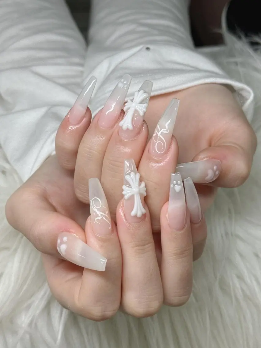 ネイル 長さ出し グラデーション 卒業式 キラキラネイル マグネットネイル Lee Nailsのネイルデザイン