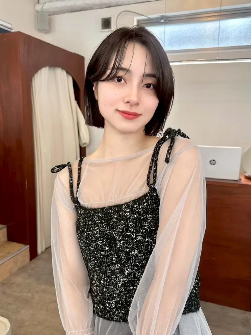ショート 井上 日菜子のヘアスタイル