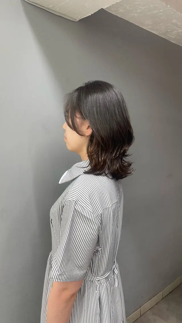 ミディアム パーマ くびれヘア レイヤーカット ローレイヤー 🩶Nemoto Saki🩶のヘアスタイル