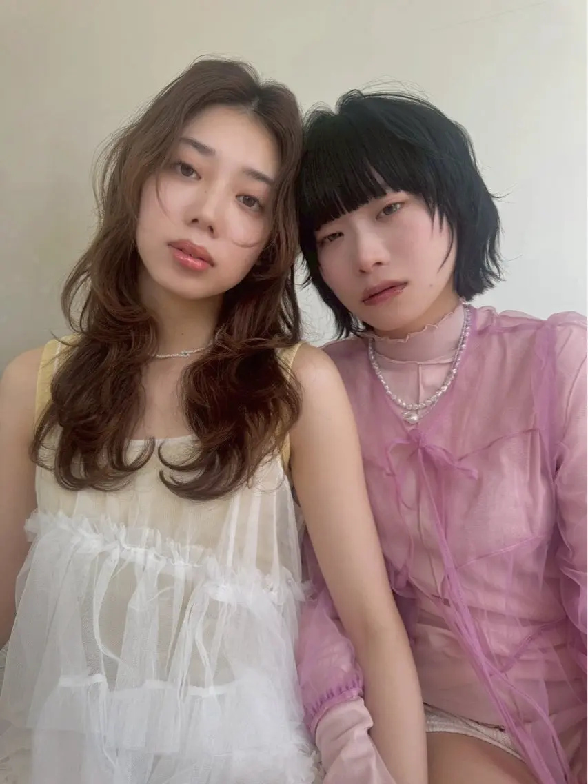 ロング レイヤーカット 市吉 杏奈のヘアスタイル