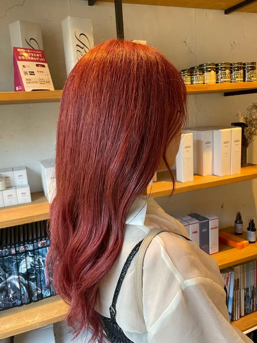 ロング カット ヘアカラー トリートメント EIGHT サイショ ミズキのヘアスタイル