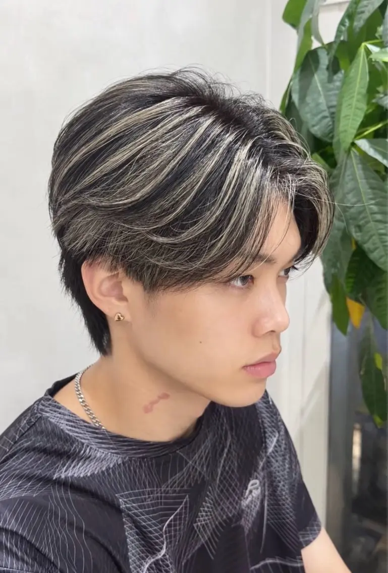 カラー メンズ メンズハイライト ハイライトカラー ヘアカラー 原宿/ハイライト バレイヤージュ/大智のヘアスタイル