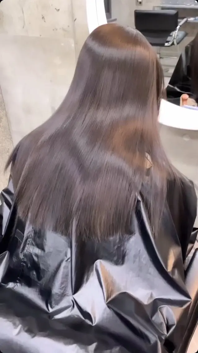 ロング カラー トリートメント 光岡 玲遠のヘアスタイル