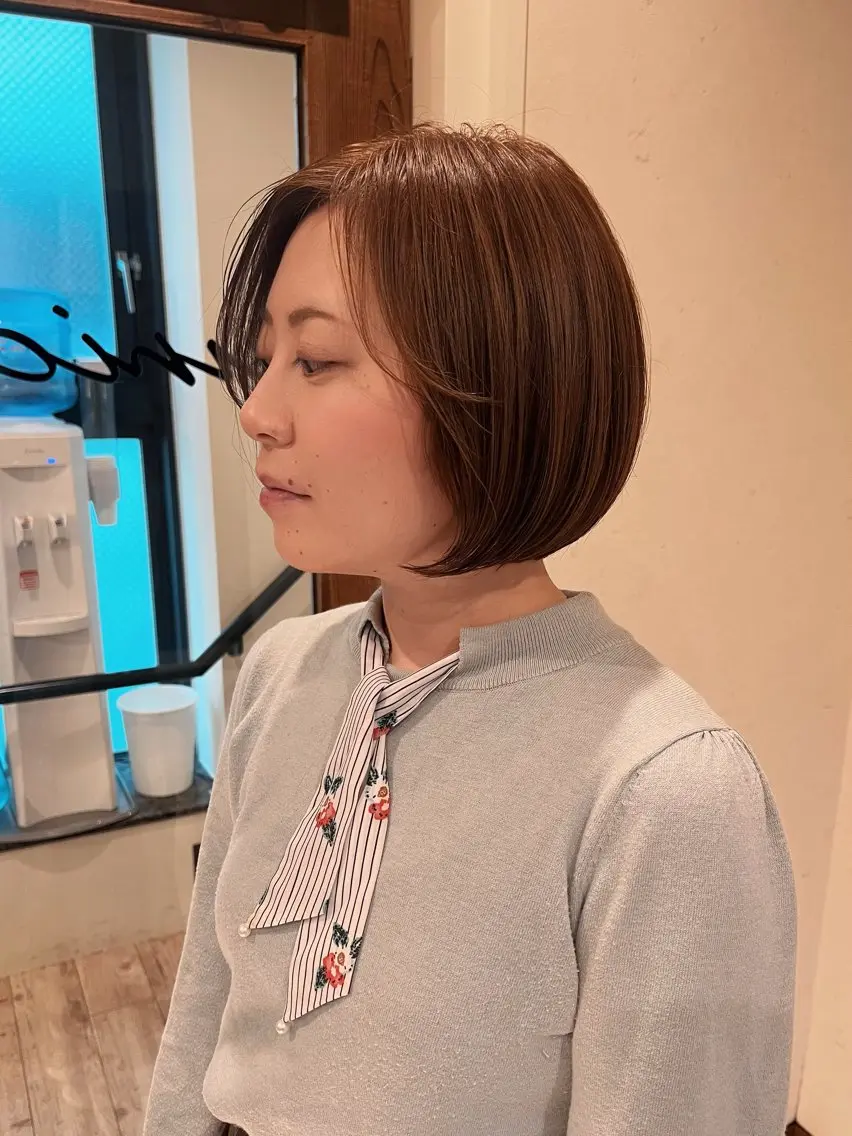 ショート カラー ボブ カット ヘアカラー トリートメント 工藤 梨花のヘアスタイル
