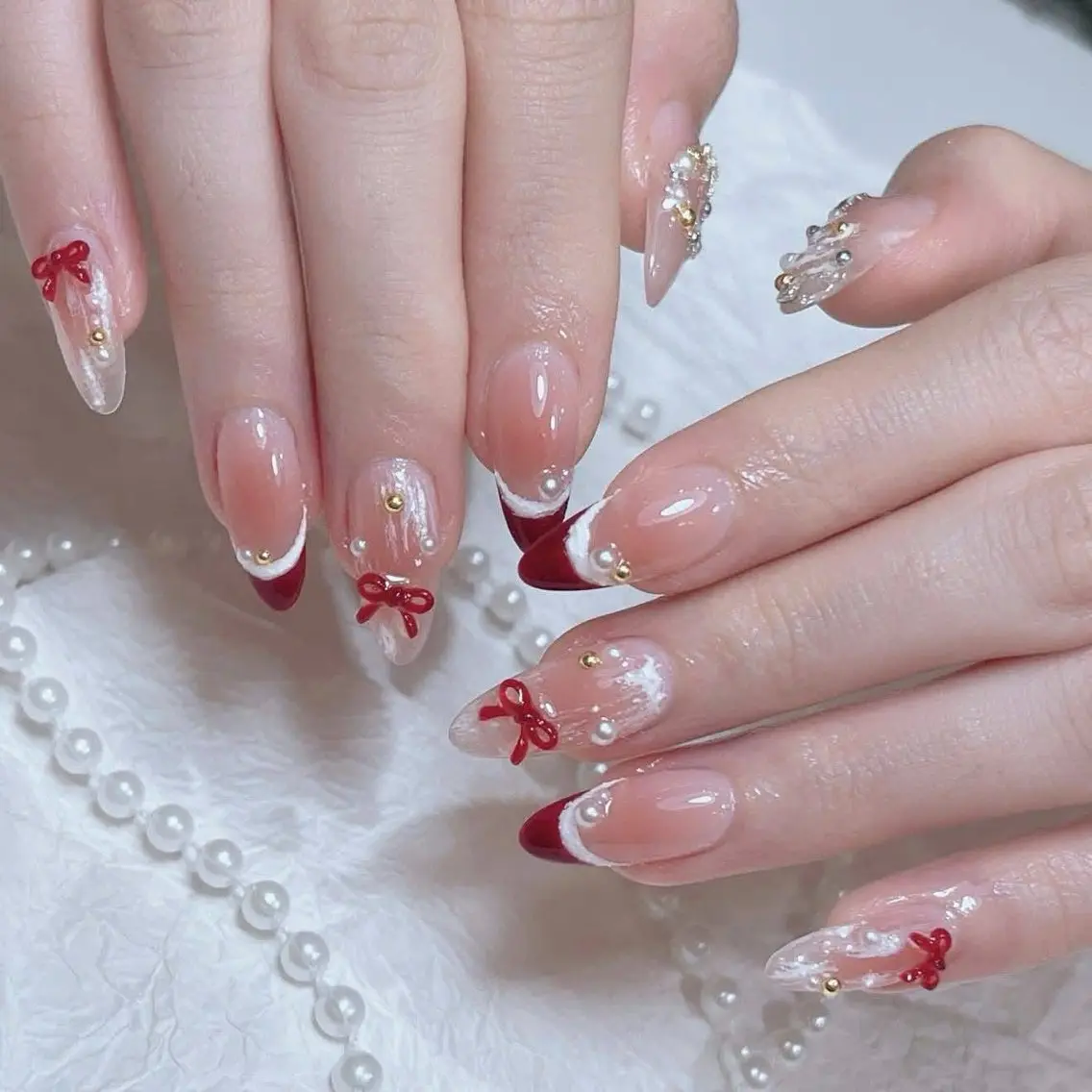 ネイル 長さ出し フレンチネイル ジェルネイル ガラスフレンチ 韓国ネイル ハンドネイル Minette nailHuongのネイルデザイン