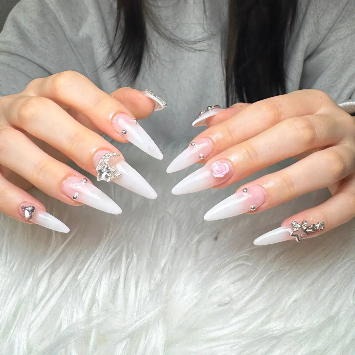 ネイル ハンドネイル Anmi Nailsのネイルデザイン