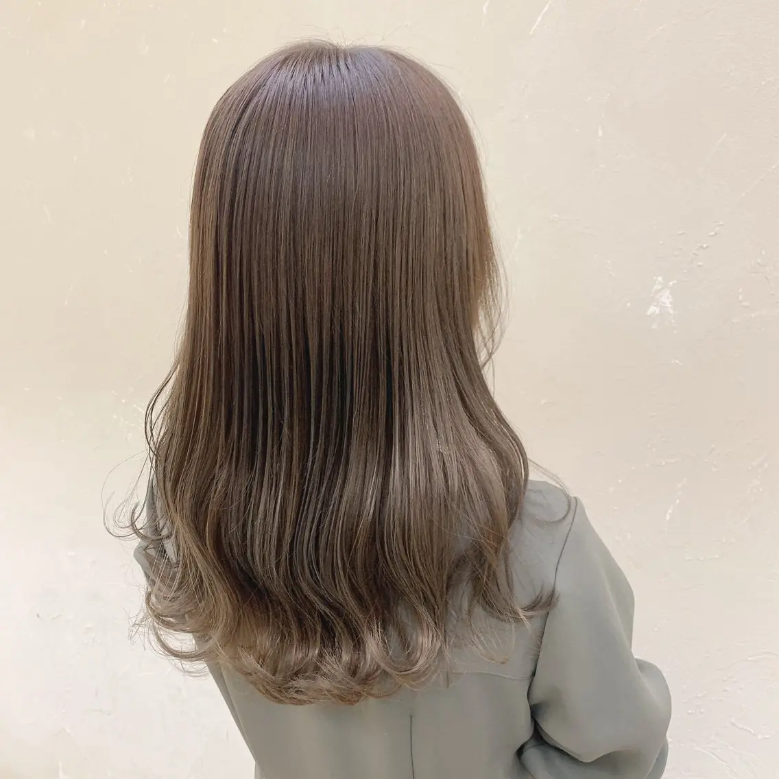 カット外国人風カラーオッジオットトリートメント7ステップの写真