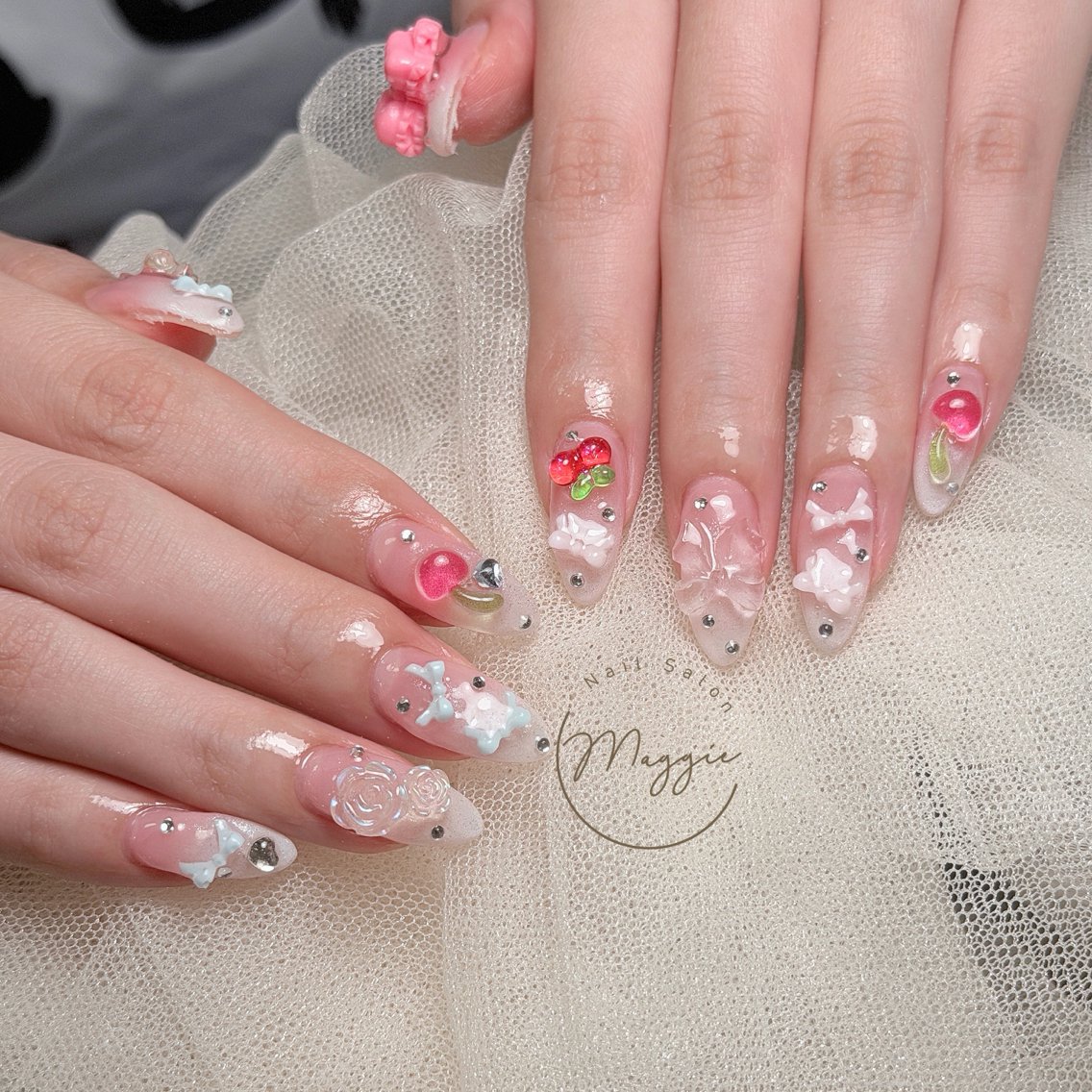 ネイル Maggie Nail🦩BiKiのネイルデザイン