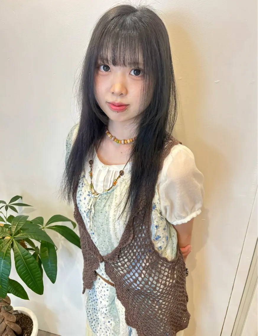 ロング カラー カット ヘアカラー トリートメント 鍋嶋 涼香のヘアスタイル