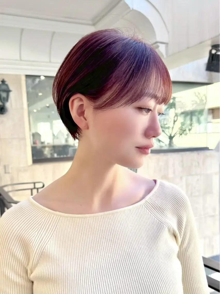 ショート 艶カラー🦖 🤍SARAのヘアスタイル