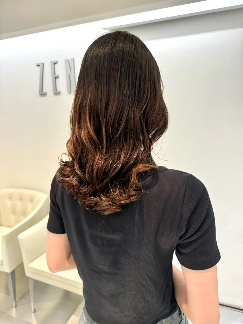 ミディアム パーマ ミディアムパーマ カット パーマ トリートメント デジタルパーマ 🌀ボブ　萩原　龍のヘアスタイル