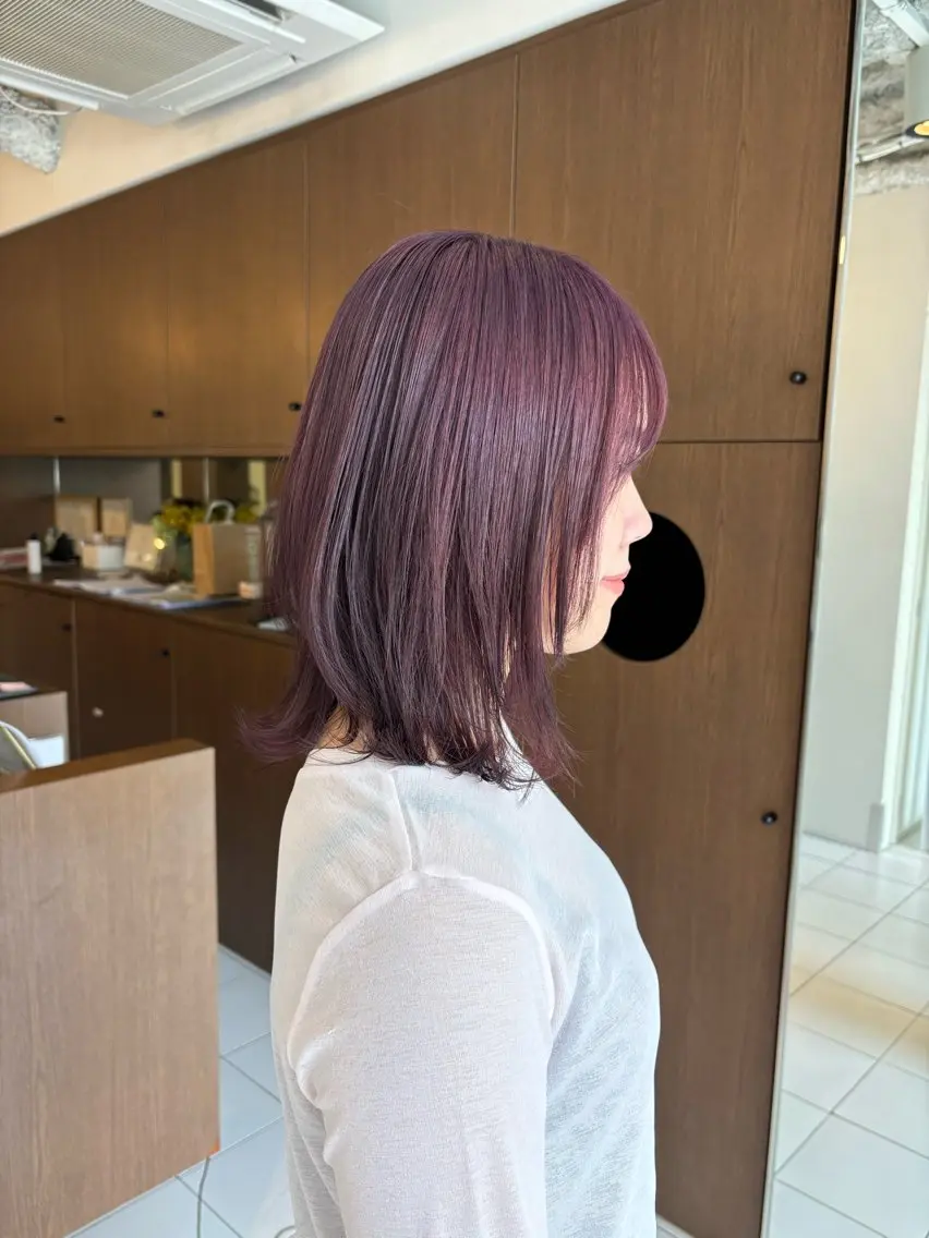 ミディアム カラー ブリーチ パープルカラー 透明感カラー/ 寺田千雅子のヘアスタイル