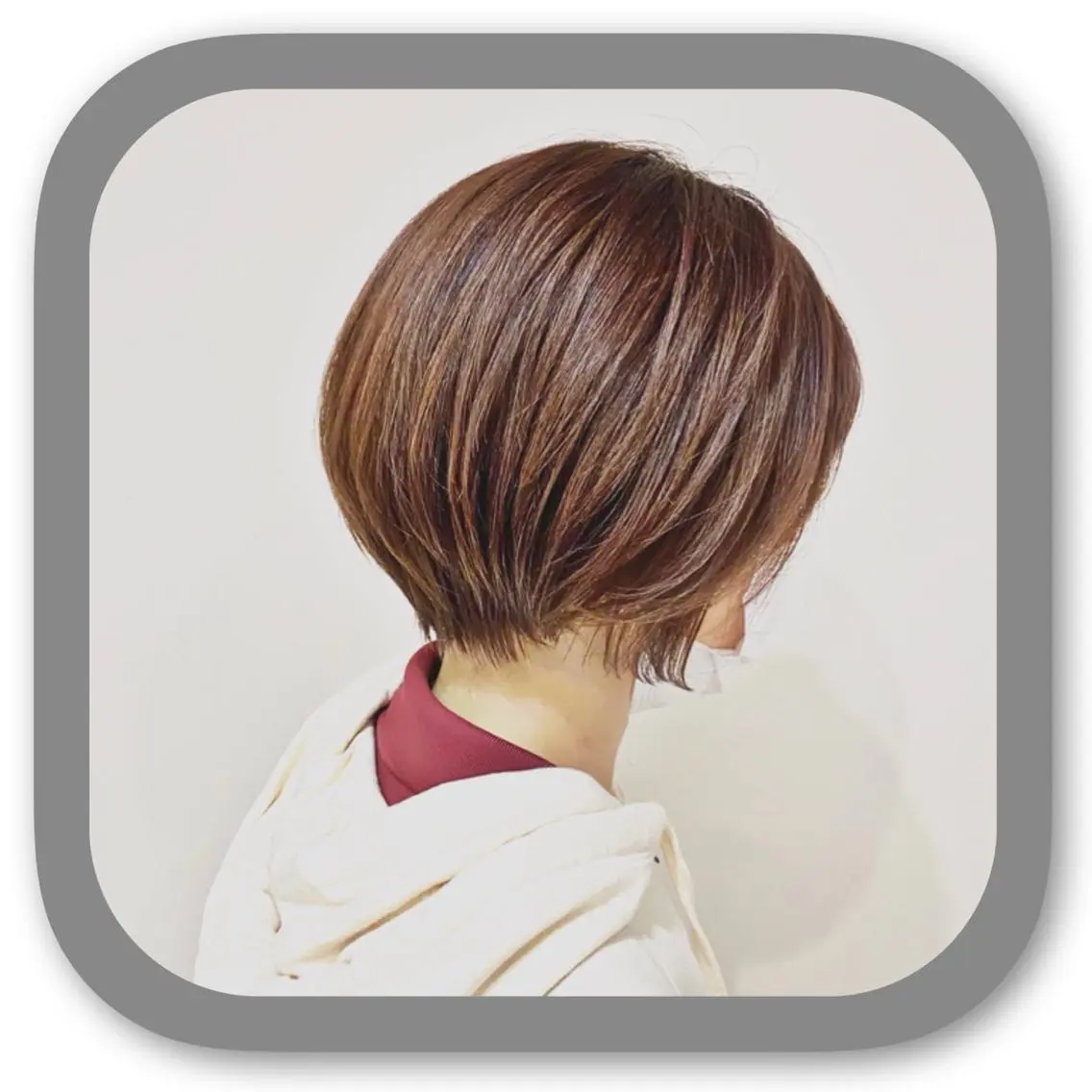 ショート アッシュ ボブ 髪質改善 レイヤーカット ショートヘア カット ヘアカラー ショート〜ミディアム 喜多司のヘアスタイル
