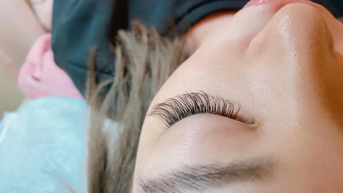 カラー パーマ ヘアアレンジ キッズ ネイル マツエク・マツパ Dカール 神山 ビューティー・アイのマツエク・マツパデザイン