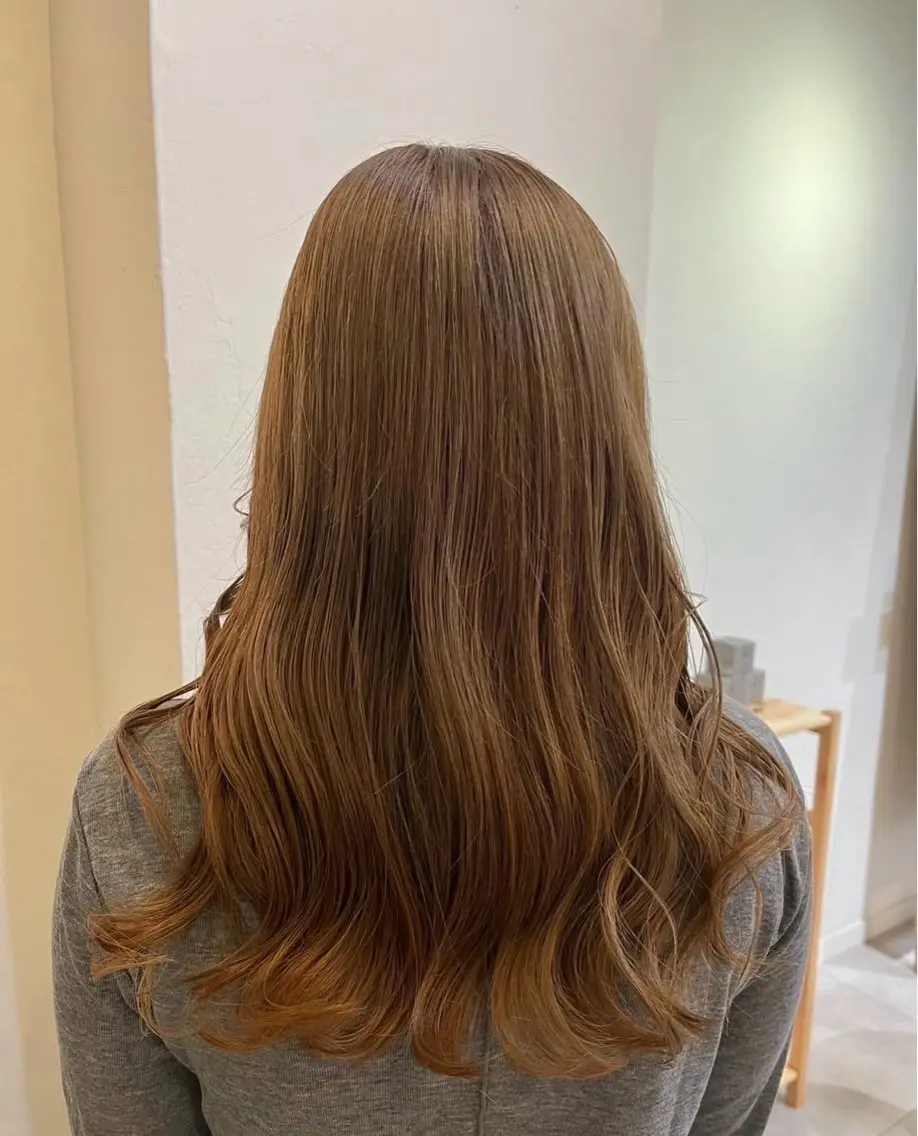 ロング 川本 葵のヘアスタイル