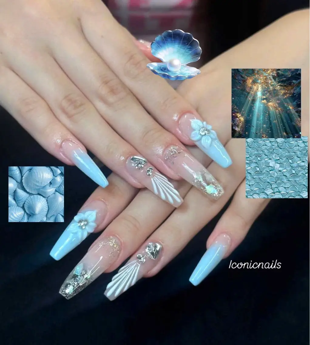 ネイル オーロラネイル ブルー クリアネイル ロングネイル 持ち込み Iconic Nailのネイルデザイン
