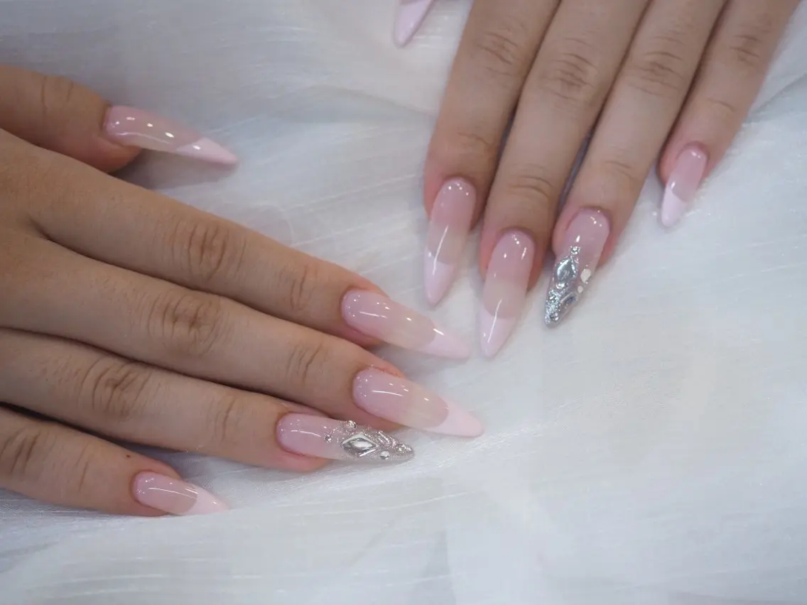 ネイル ハンドネイル LoLo nail RIOのネイルデザイン