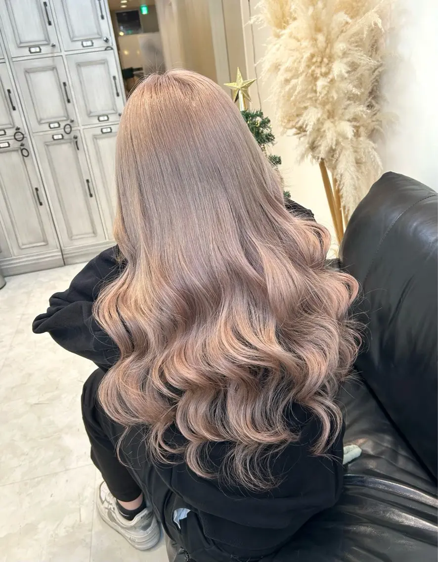 ケアブリーチカラー+バージンエクステ60枚🌟の写真
