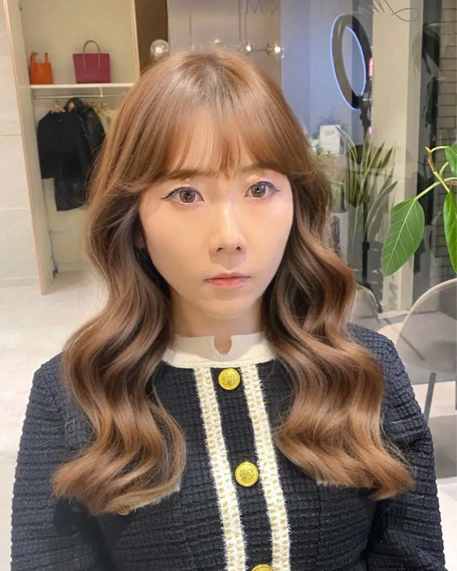 ロング カラー ベージュカラー イルミナカラー 韓国風ヘア カット ヘアカラー トリートメント 透明感カラー🌿 グレージュ🐺陽介のヘアスタイル