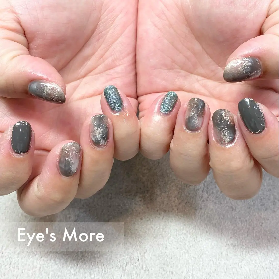 ネイル Eye's More Ochiaiのネイルデザイン