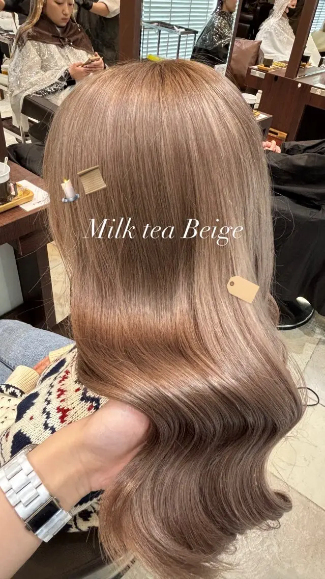 ミディアム ベージュ/ピンク IBUKI🍒のヘアスタイル
