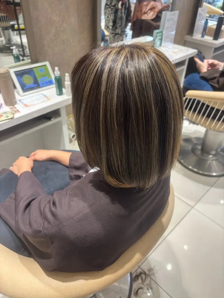 カラー EARTH三ツ境 舞夏のヘアスタイル