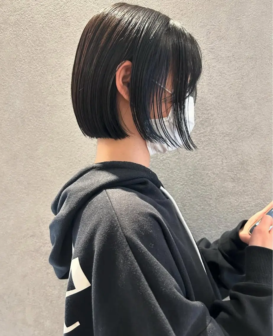 ショート カット 透明感カラー/ボブ 高野菜瑠のヘアスタイル